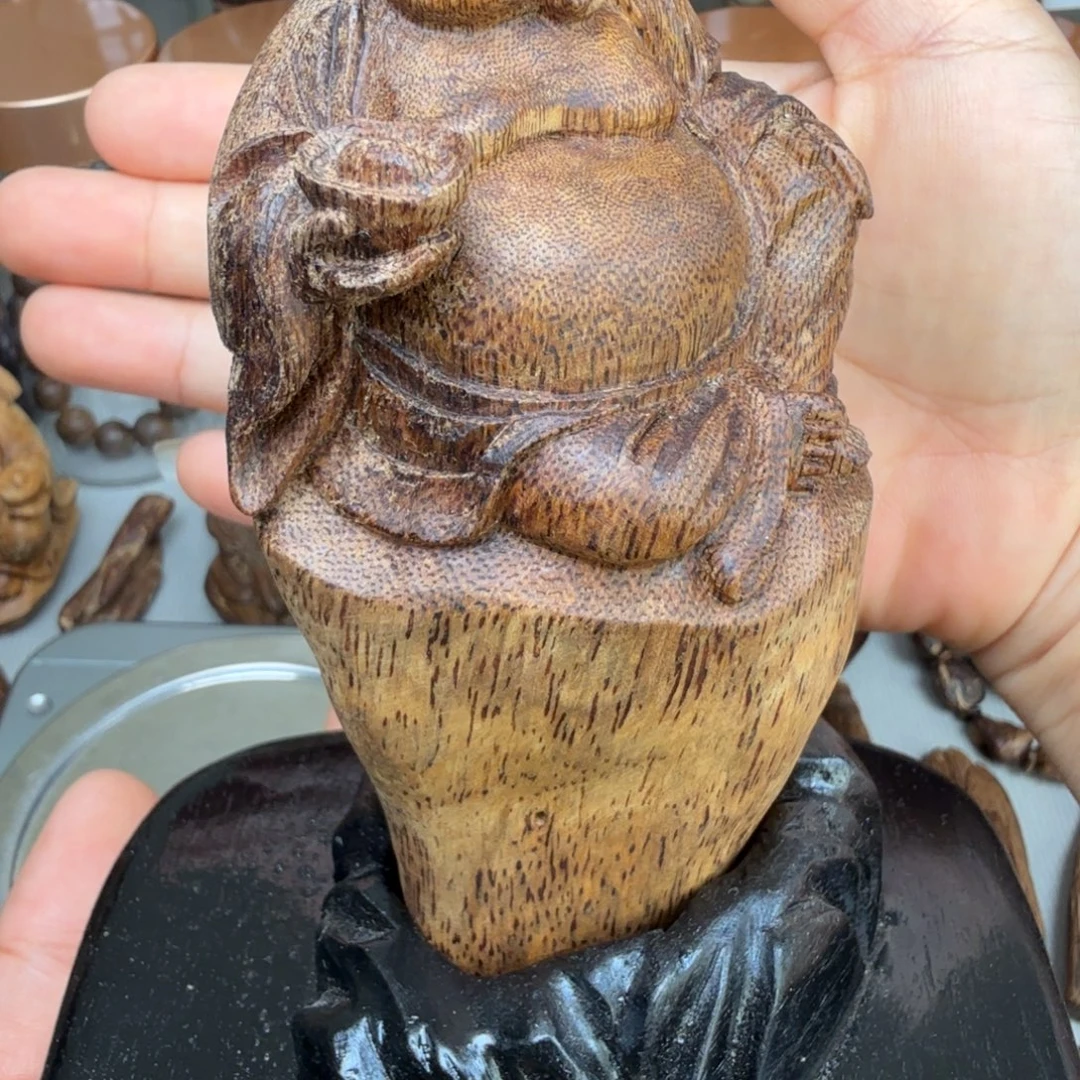 沉香沉香碎屑文莱弥勒佛 73 克