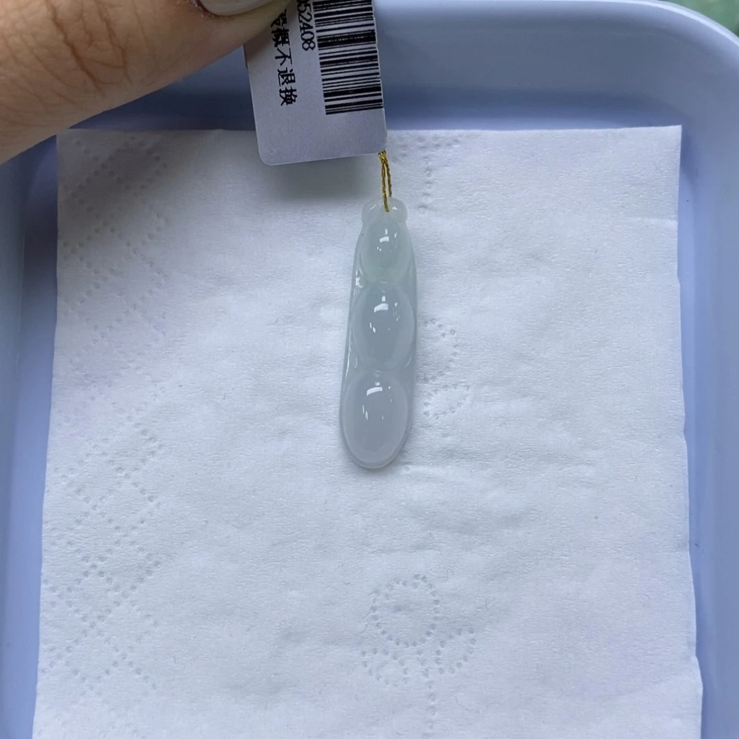 颈饰未镶嵌翡翠福豆