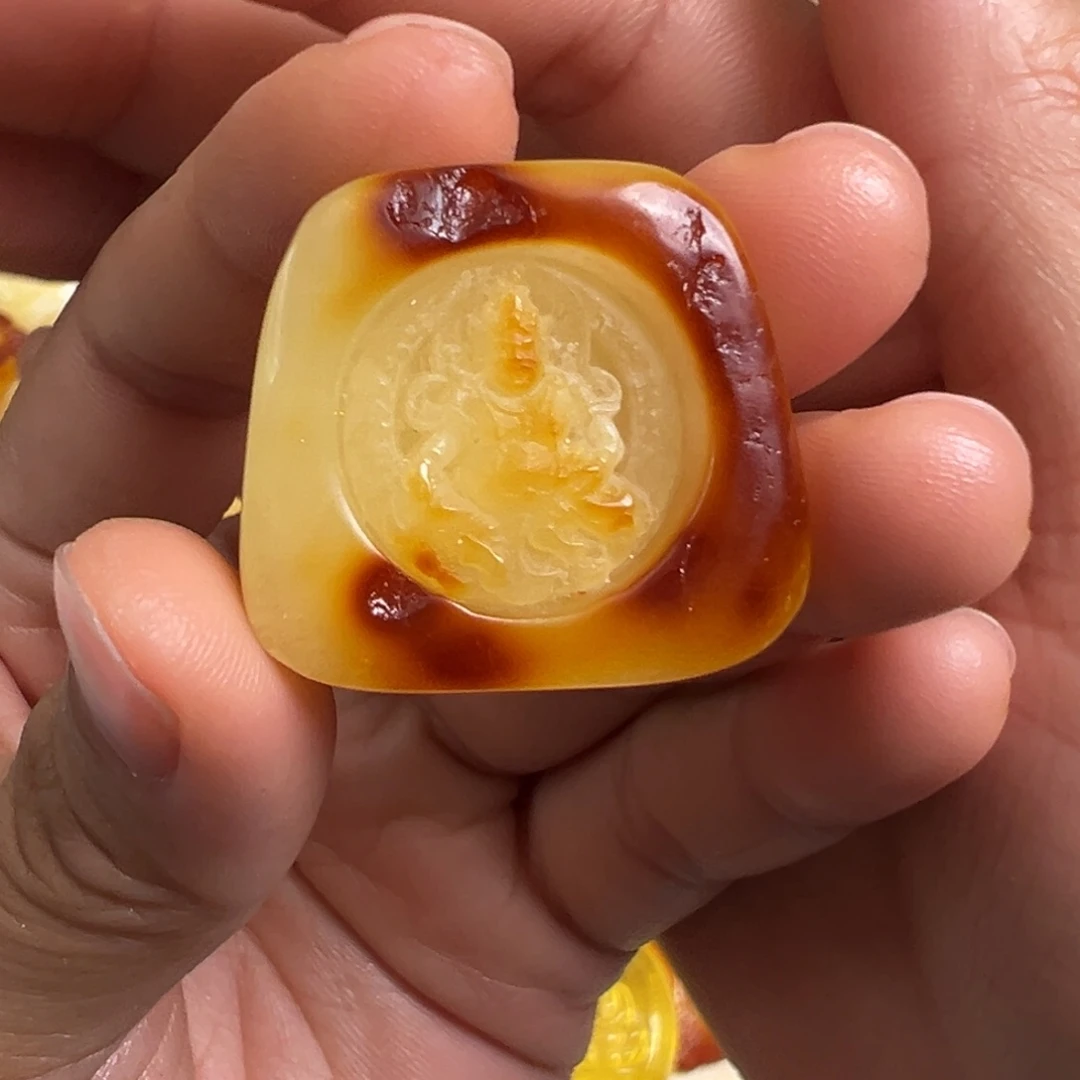 蜜蜡未镶嵌裸石蜜蜡