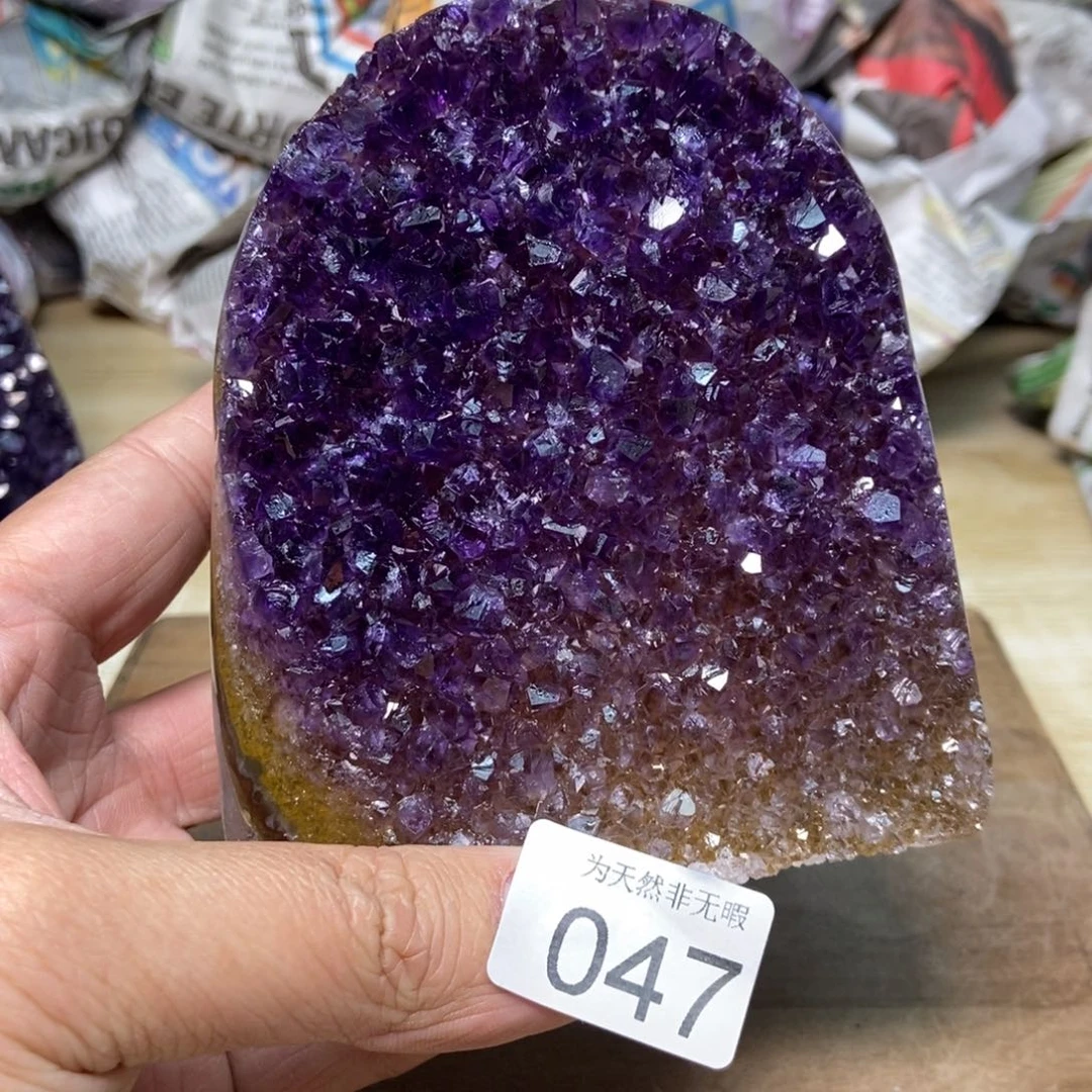紫晶天然水晶摆件未镶嵌