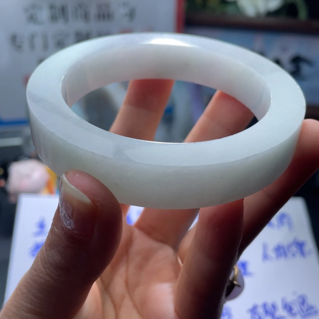 万****定制翡翠未镶嵌翡翠