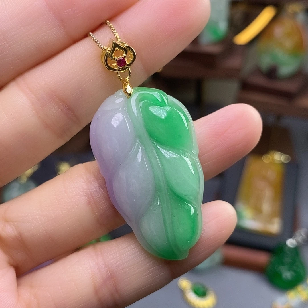 吊坠(赠链)未镶嵌翡翠