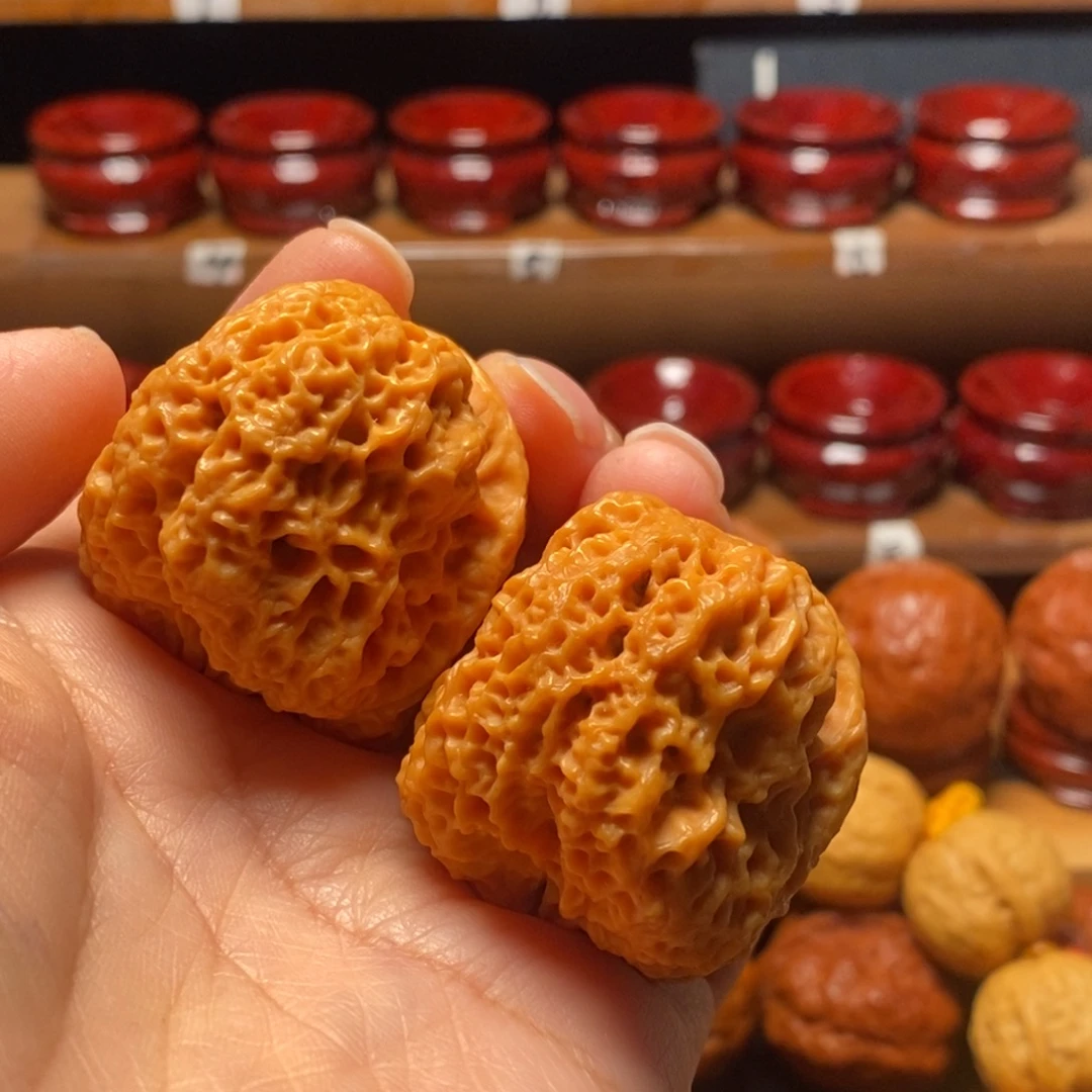 峰***！文玩核桃把件蝴蝶蟾46尺