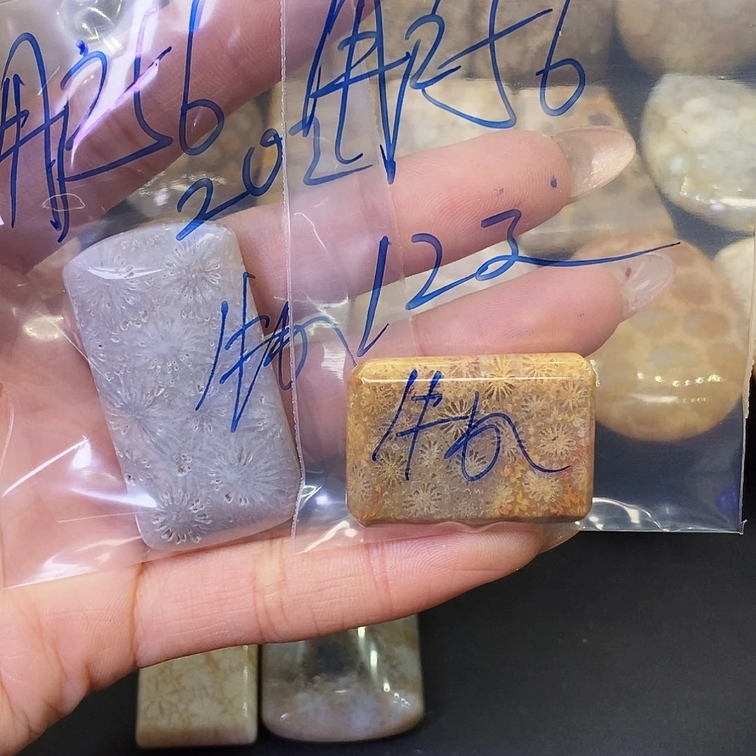 硅化玉颈饰合金用****4