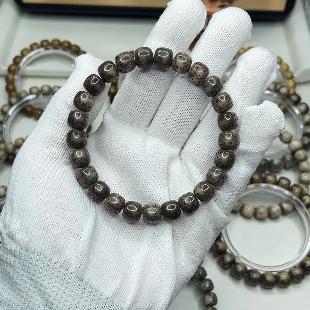 强***仔手串星月菩提9mm全玉化冰糖