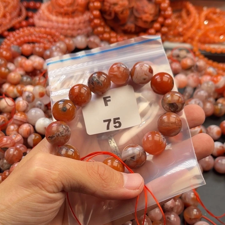 南红玛瑙未镶嵌多样性发货默认微瑕称重16mm