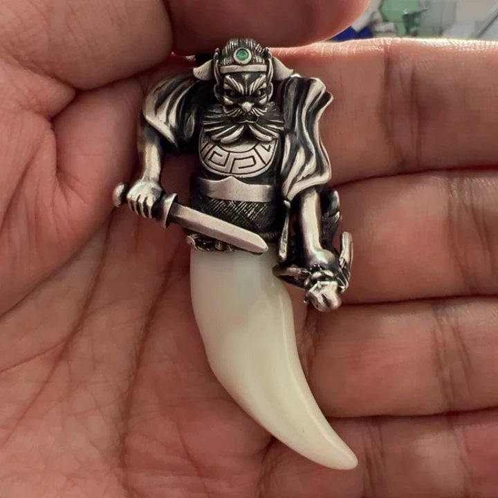 颈饰银S925镶嵌和田玉