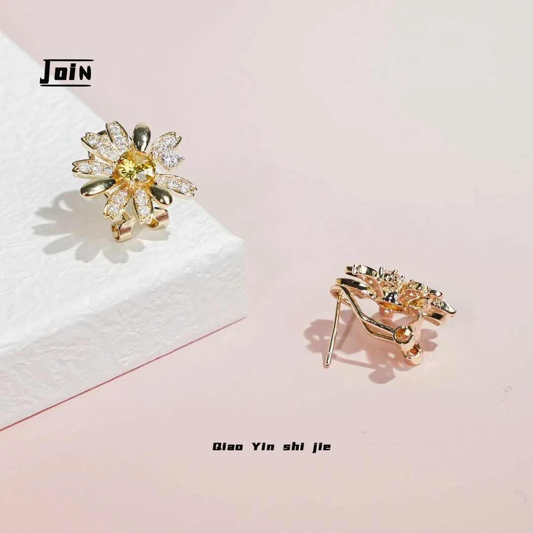 铜合金耳饰 EH0042【星梦绮罗】可旋转花瓣耳钉