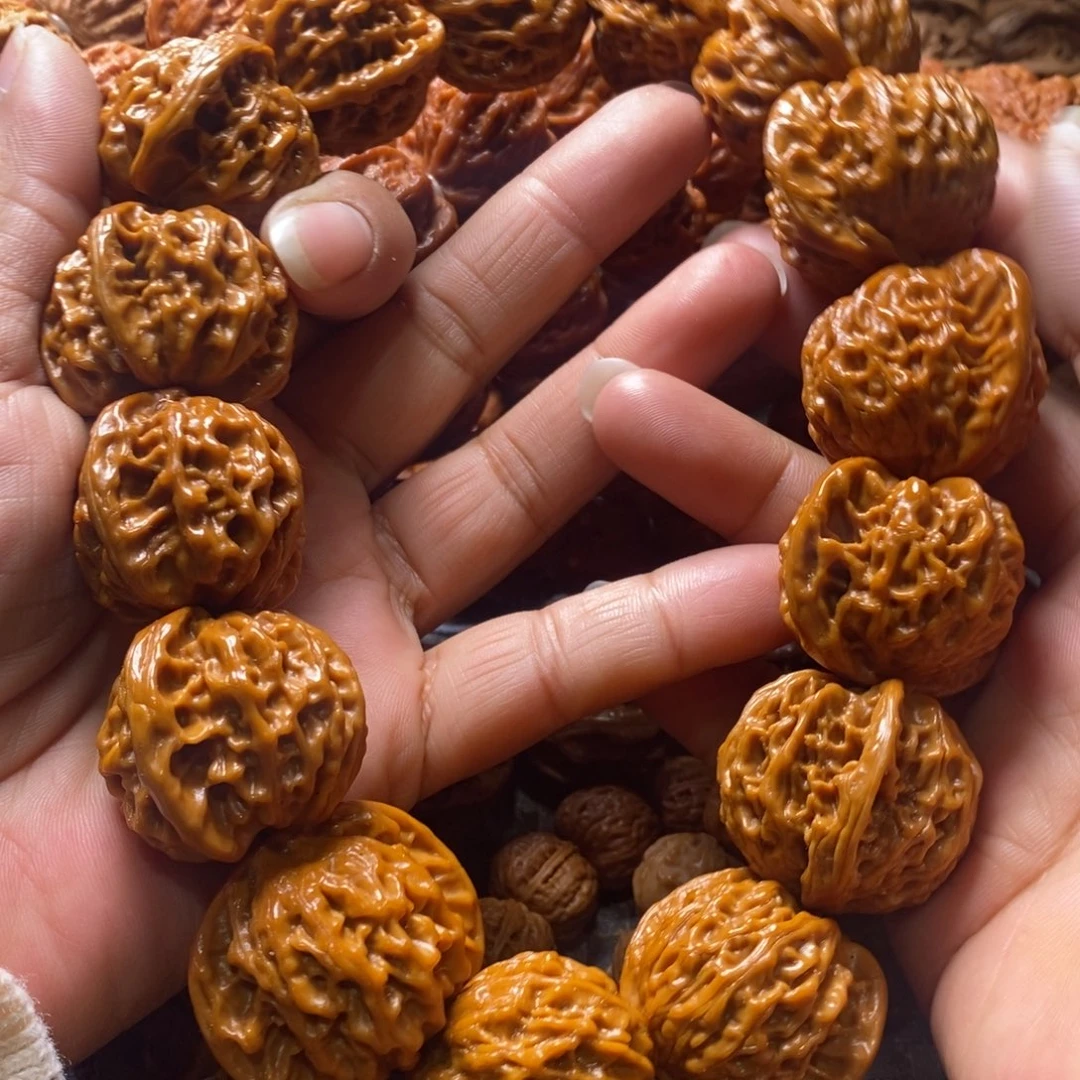 文玩核桃吊坠盘山