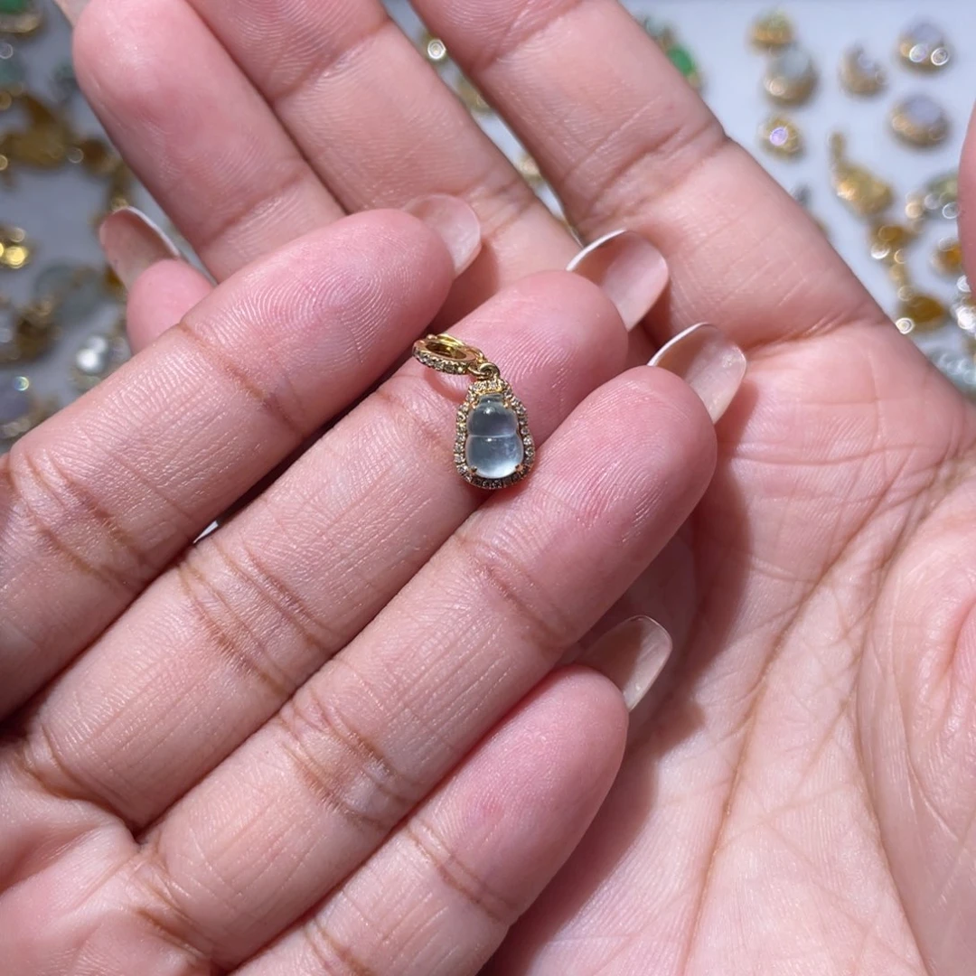 吊坠(不含链)18K金镶嵌翡翠