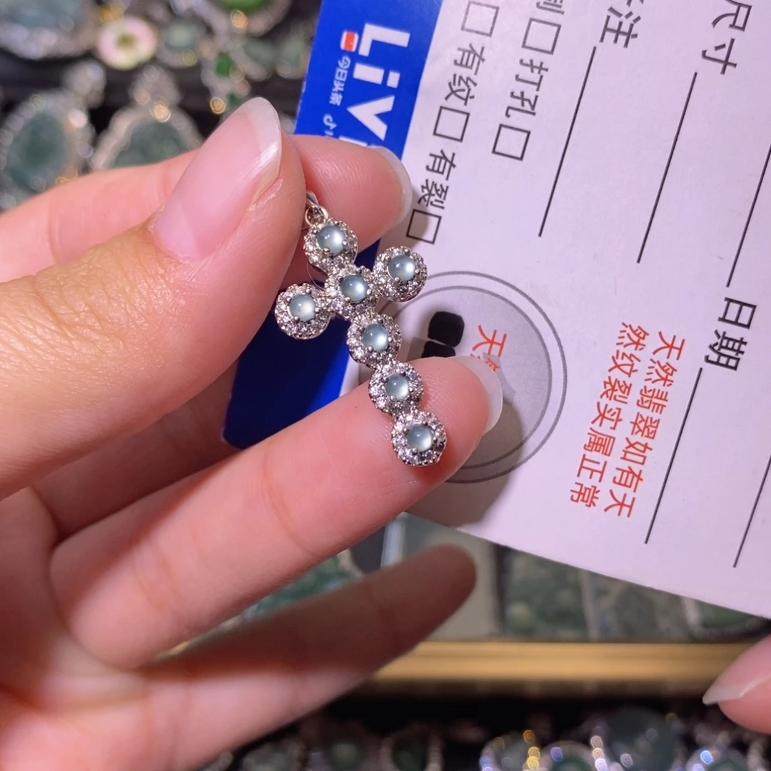 翡翠未镶嵌颈饰天然