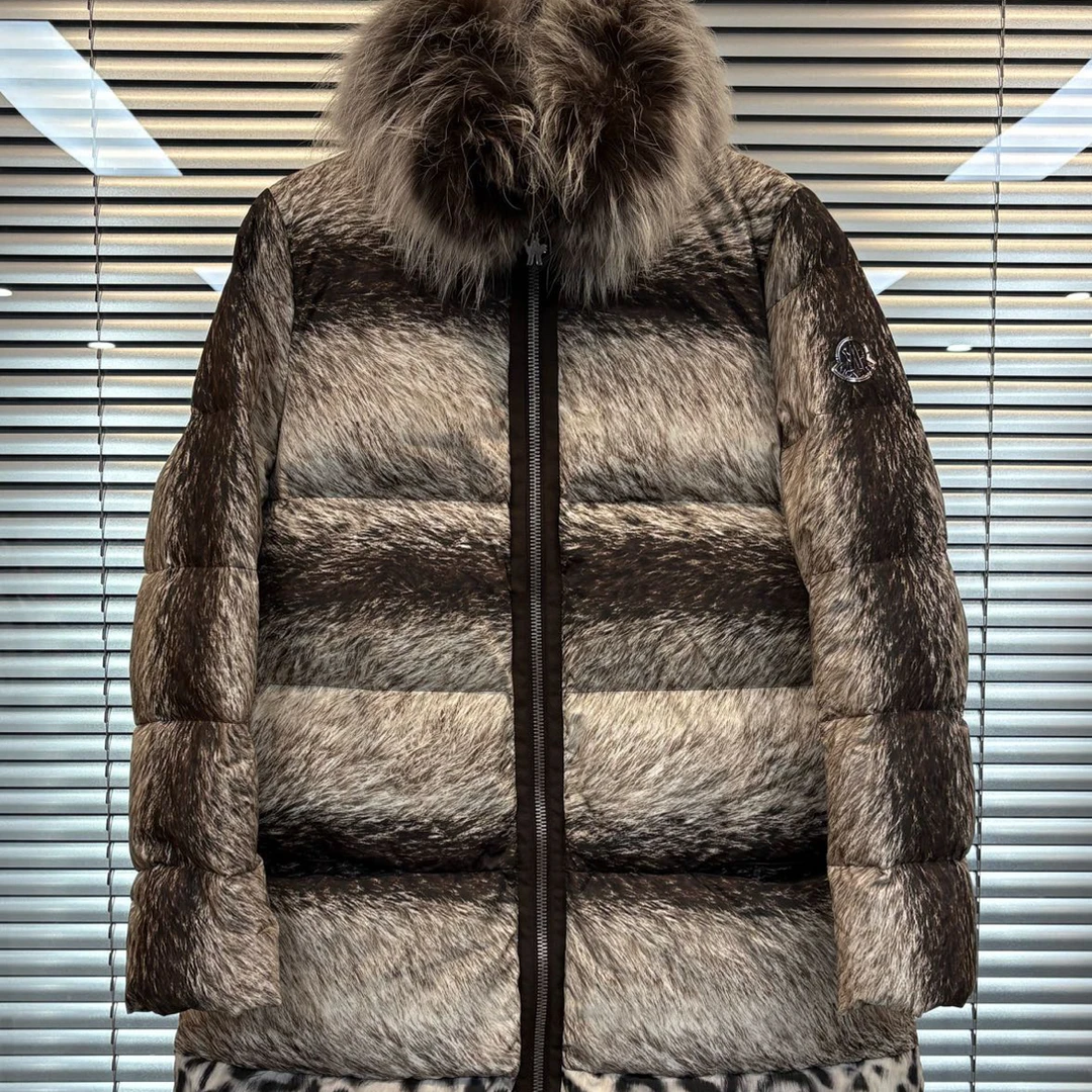 99新 MONCLER zz52 中长款拼接羽绒服/尺码1/98新/012211