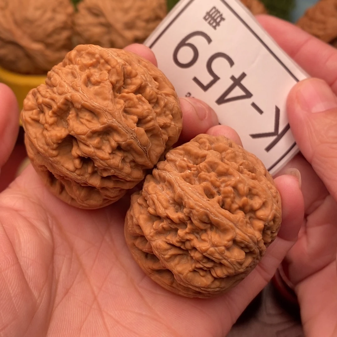 桃核把件粗筋44…..