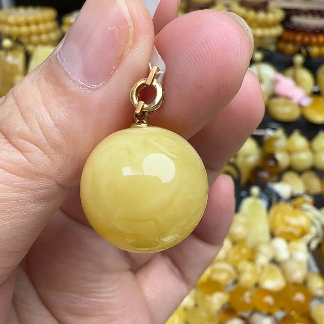 18K金镶嵌吊坠(不含链)蜜蜡蜜蜡圆珠锁骨
