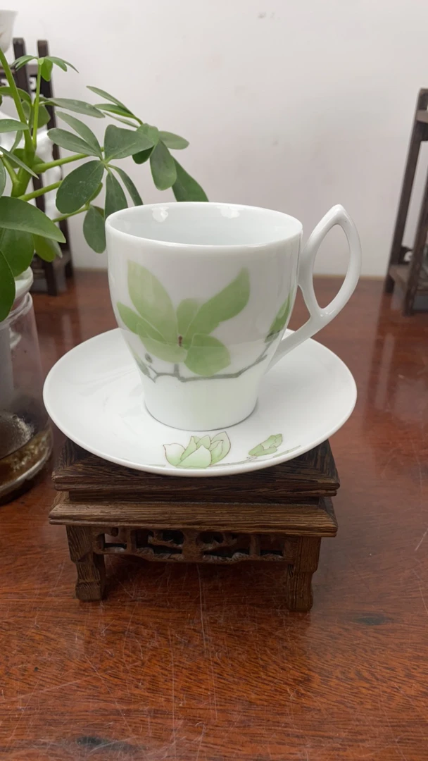 釉下五彩高温手绘玉兰花杯碟 容量150cc