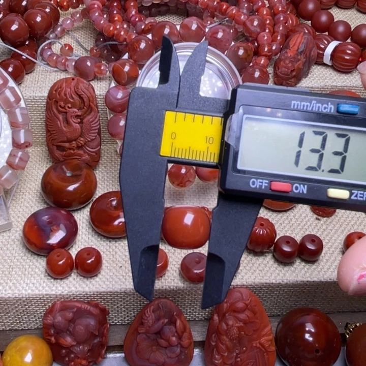 南红玛瑙未镶嵌手链