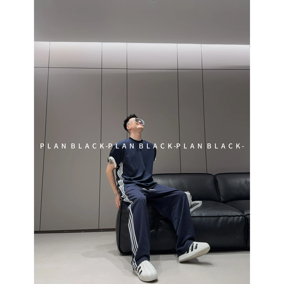 RICH陈发财【舒适区·T恤】不挑人的单品！松弛侧条纹设计情侣T恤6829