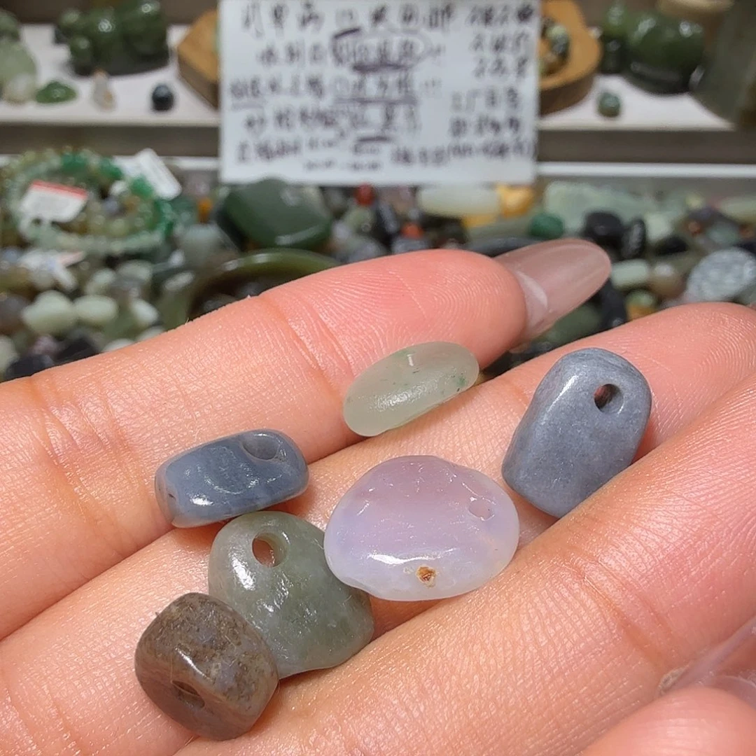 和田玉未镶嵌珠宝奇石