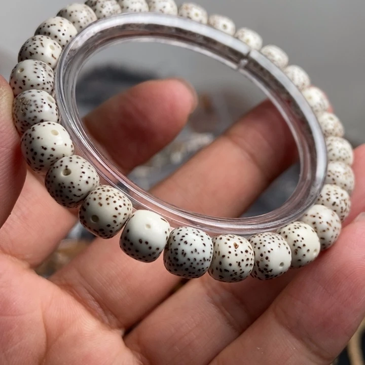 星月菩提吊坠我们