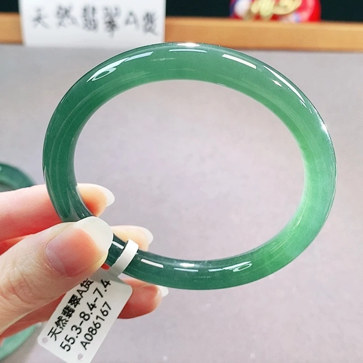 翡翠手镯（圆镯）未镶嵌