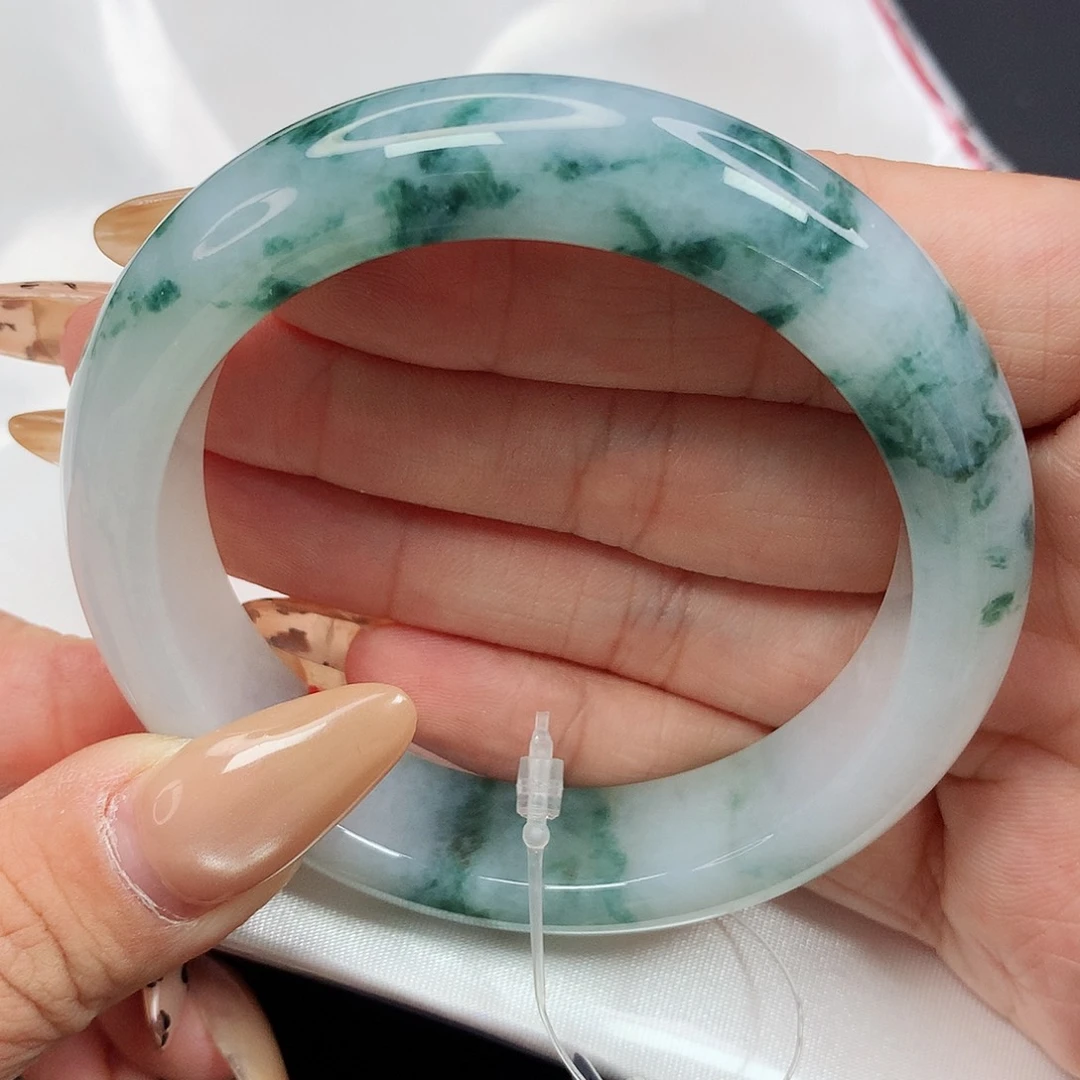 未镶嵌手镯翡翠50