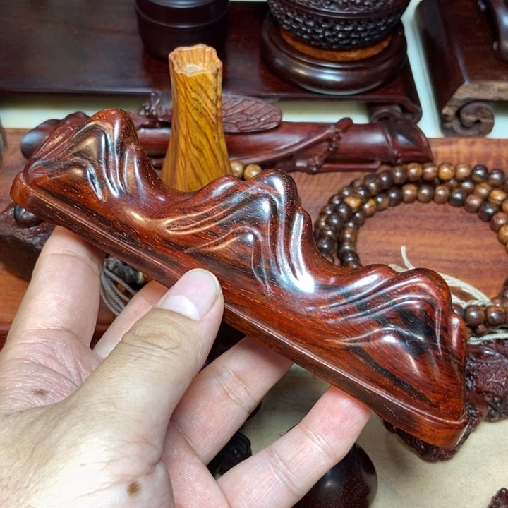 檀香紫檀（小叶紫檀）笔架山