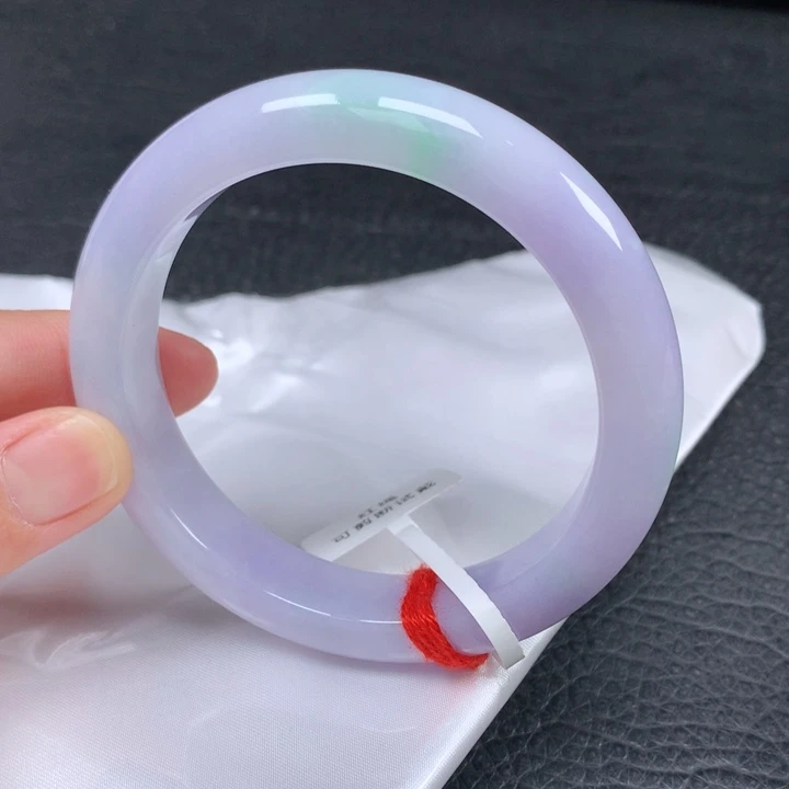 翡翠未镶嵌手镯