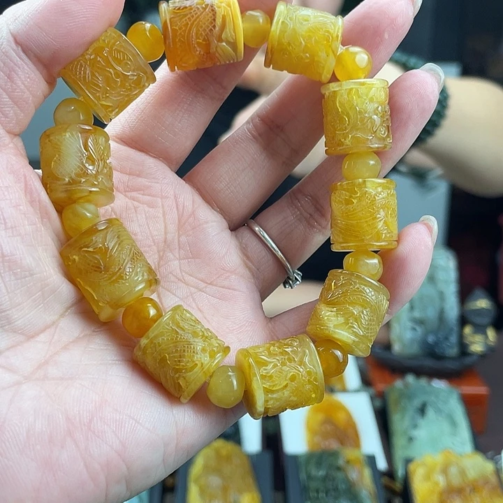 未镶嵌蛇纹石玉颈饰