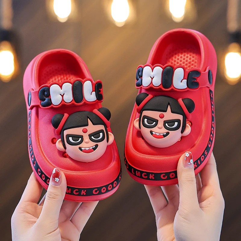 哪吒洞洞鞋儿童宝宝夏季男女童包头凉拖婴幼儿室内家居防滑拖鞋