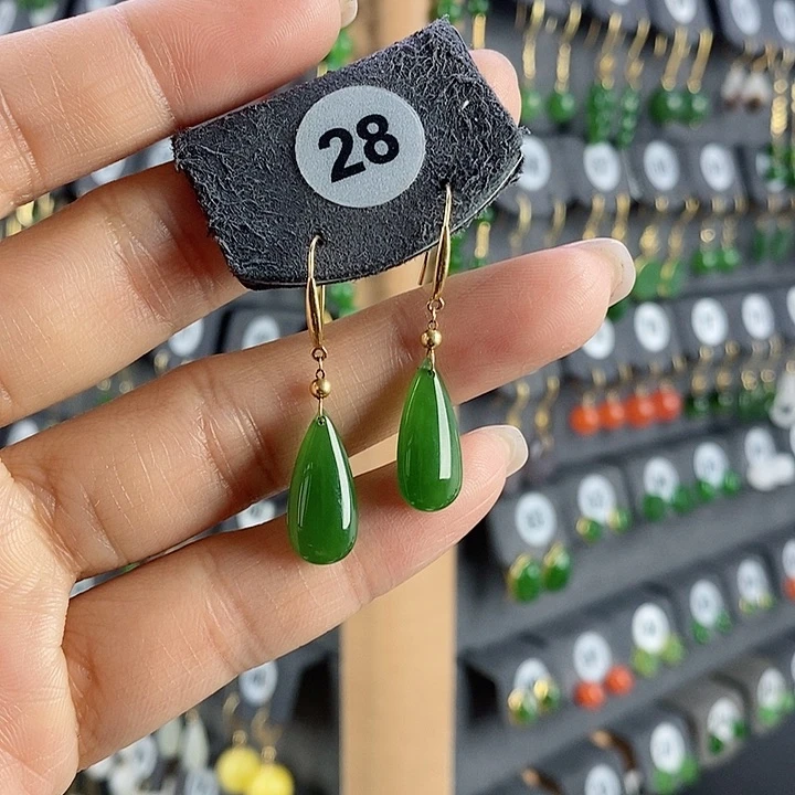 和田玉耳饰18K金镶嵌