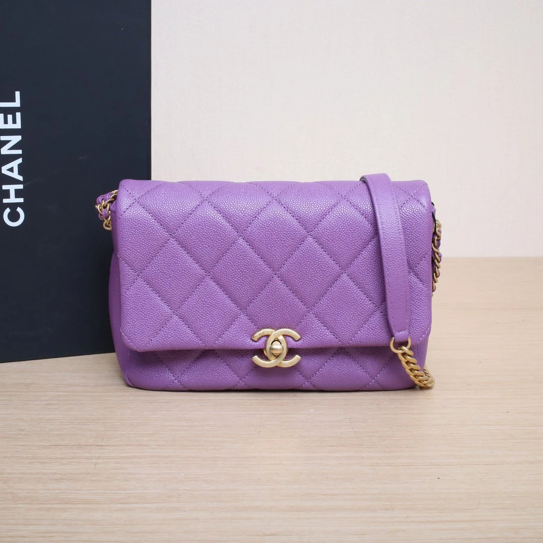 99新 Chanel/香奈儿 【念念特价】22P 口盖包 21cm 紫色
