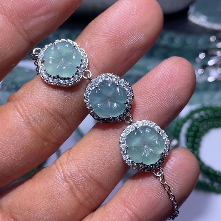 翡翠未镶嵌颈饰天然翡翠