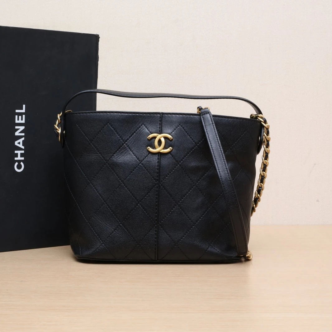 95新 Chanel/香奈儿 【娇】30开23A嬉皮hobo水桶包单肩 P225582819