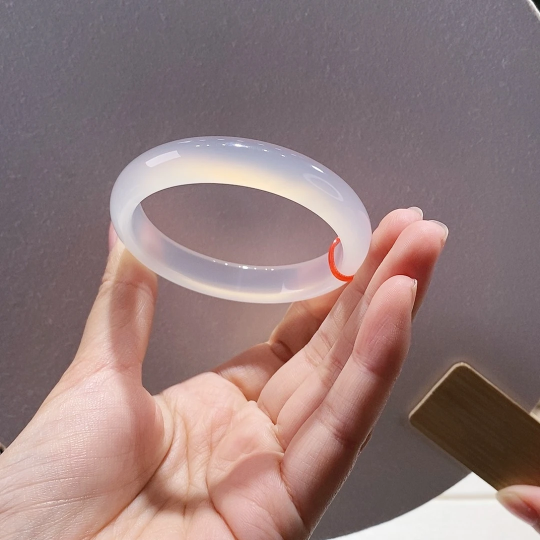 玛瑙/玉髓手镯未镶嵌54.4