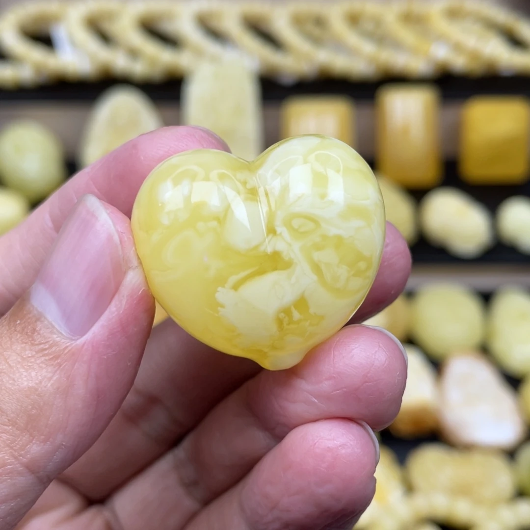琥珀未镶嵌裸石琥珀蜜蜡