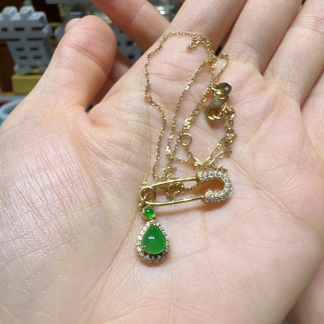 翡翠18K金镶嵌套链