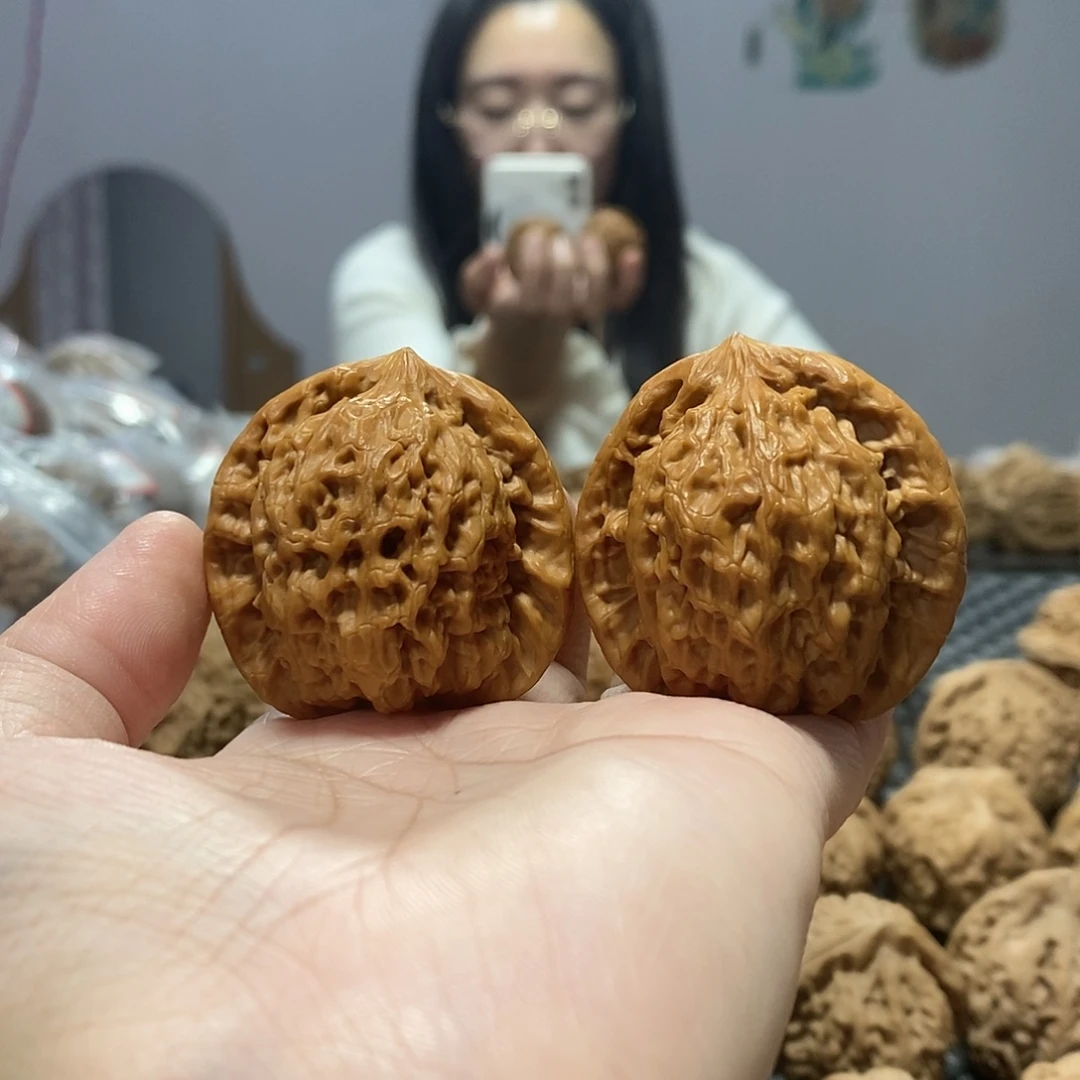吊坠桃核金公子43修已打底