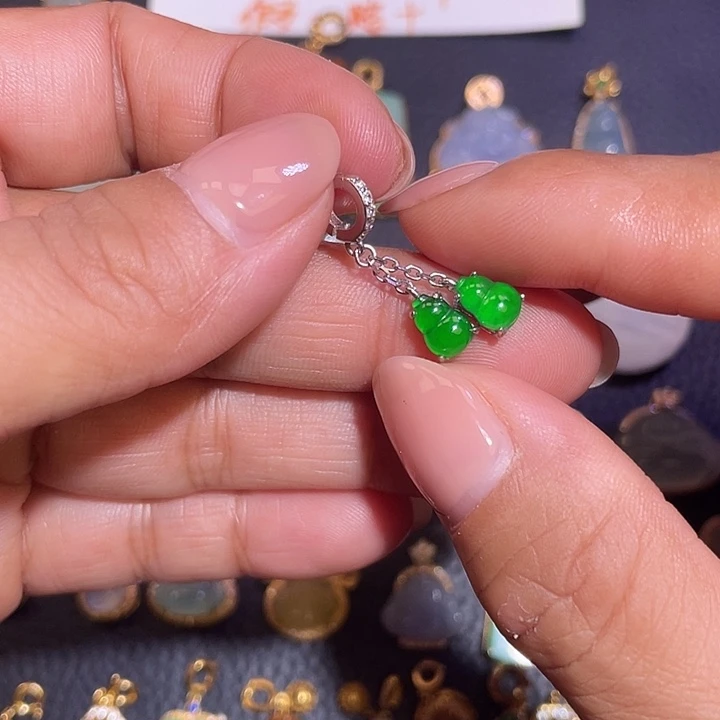 翡翠银S925镶嵌颈饰