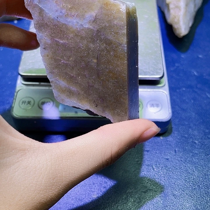 和田玉（糖玉）未镶嵌珠宝半成品
