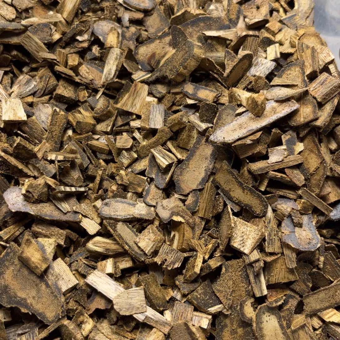 沉香沉香碎屑国香系海南透顶绿品种碎料100克