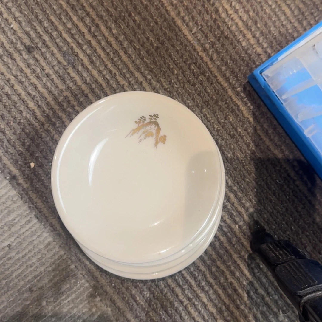 珠***舍餐具默认微瑕不退不换