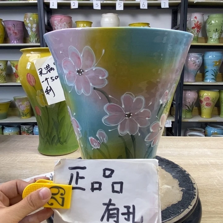 那***美景德镇市陶瓷花盆