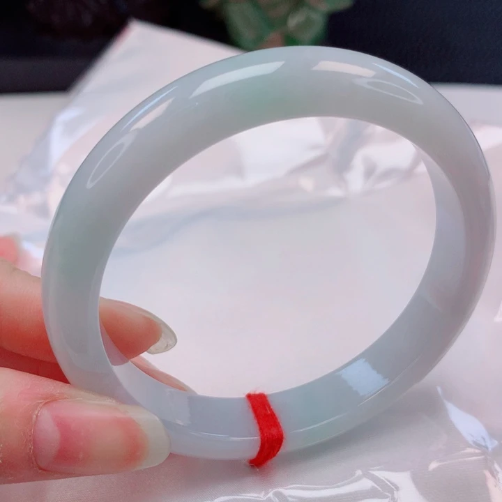 翡翠未镶嵌手镯56圈