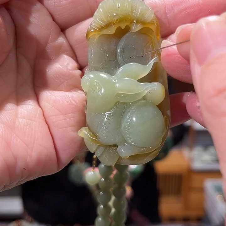 未镶嵌岫玉毛衣链