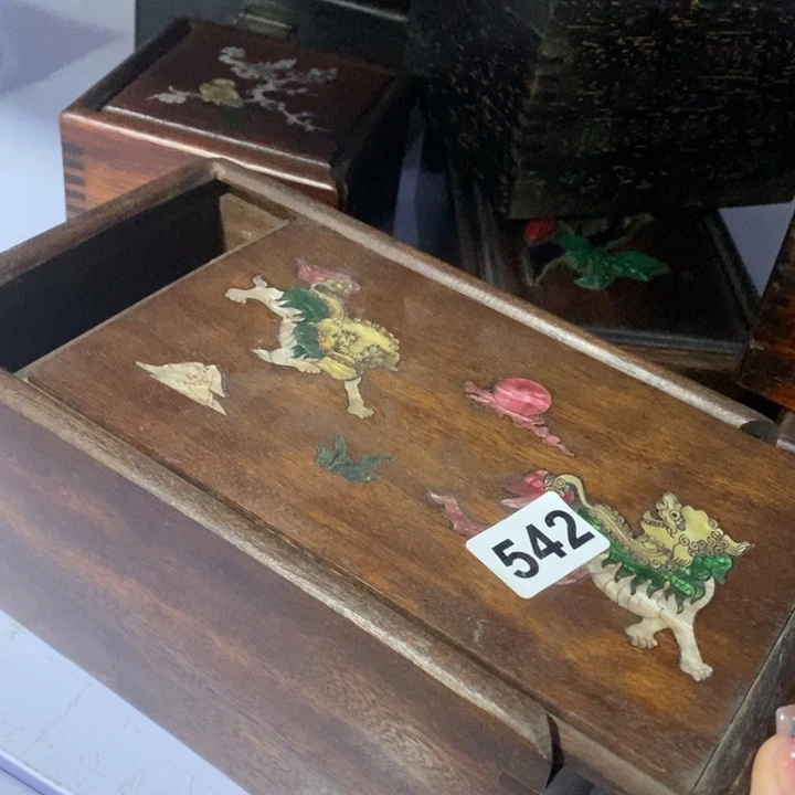 端景台紫檀木类木