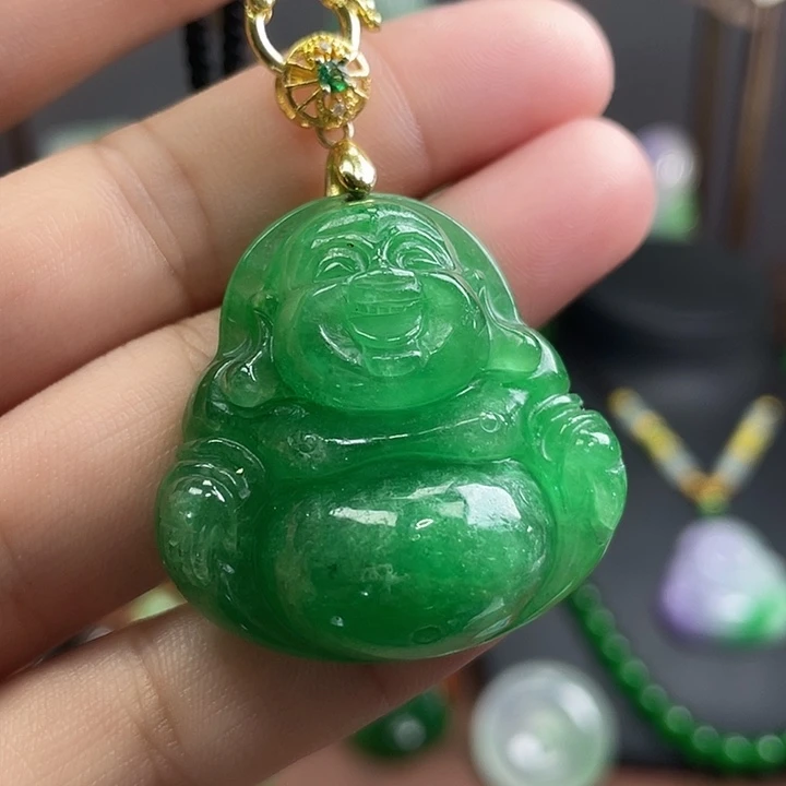 翡翠未镶嵌吊坠(赠链)