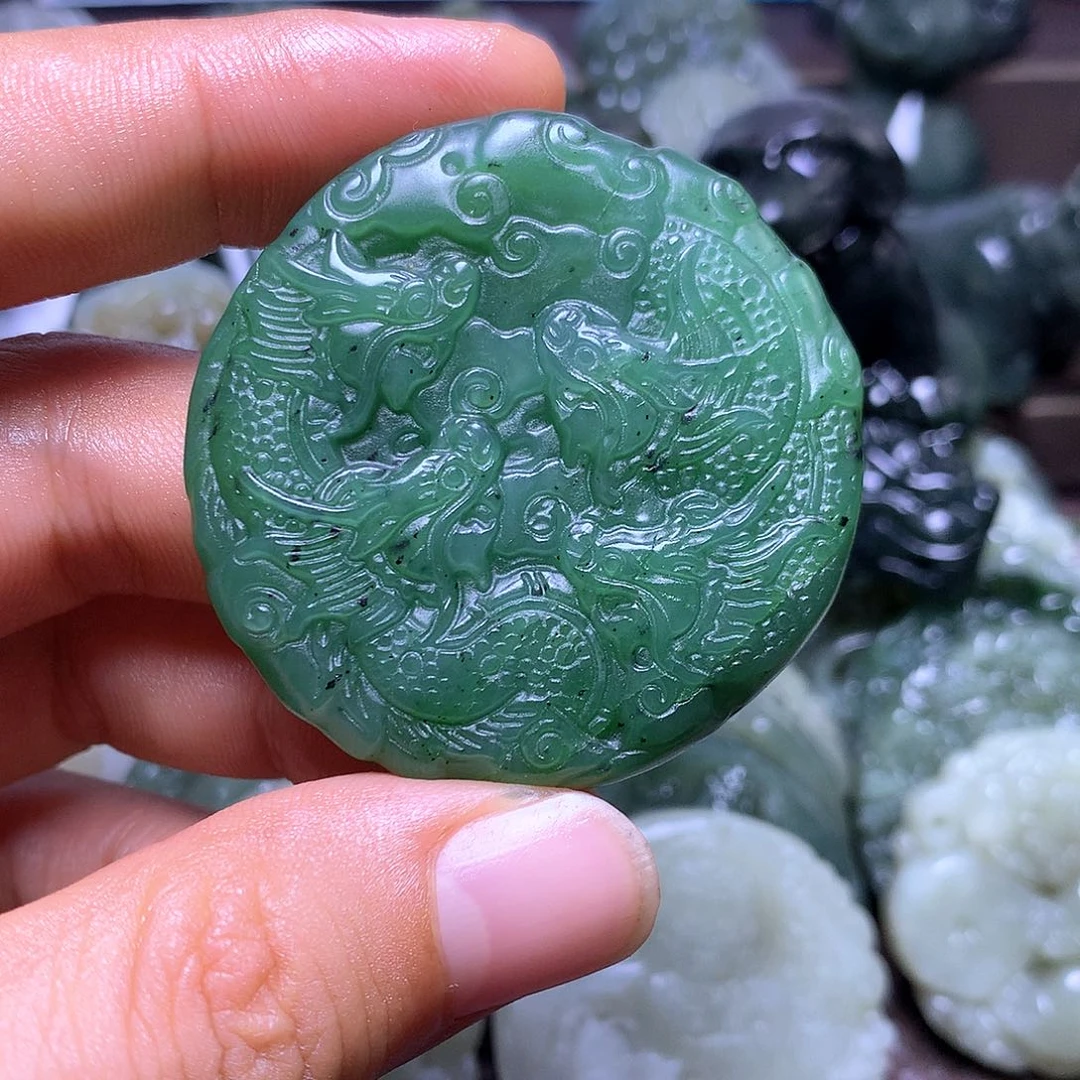 颈饰未镶嵌和田玉
