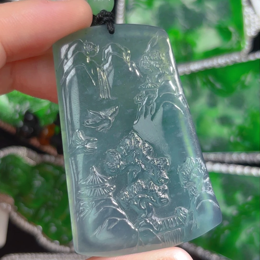 翡翠颈饰未镶嵌山水牌