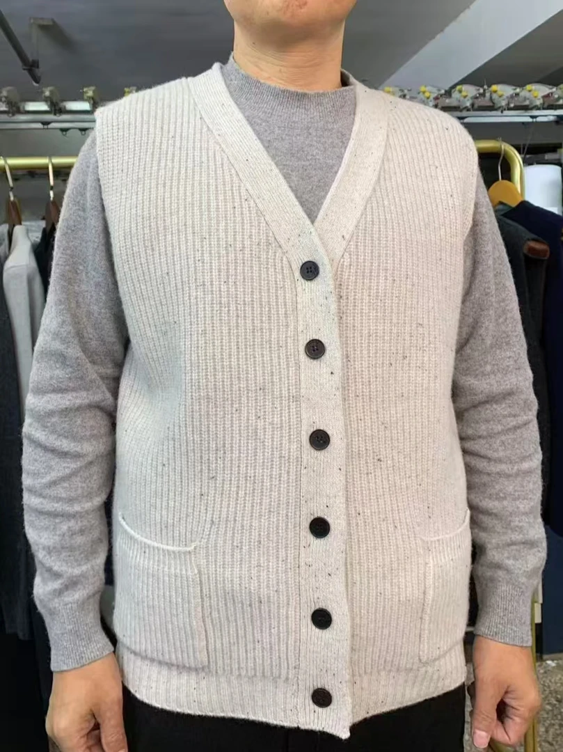 100%绵羊毛加厚纯色常规款宽松型秋冬百搭经典休闲背心马甲砍肩