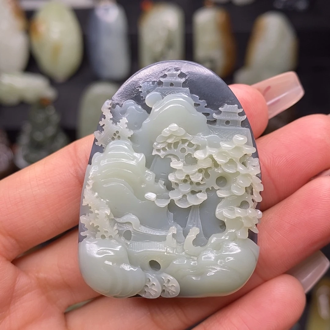 和田玉颈饰未镶嵌丘*机